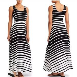 Athleta Maxi Dress Black White Stripe Tank Sleeveless Small Athleisure Preppy
